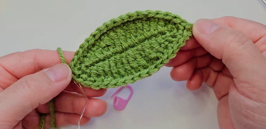 Crochet tutorial step