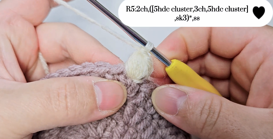 Crochet tutorial step